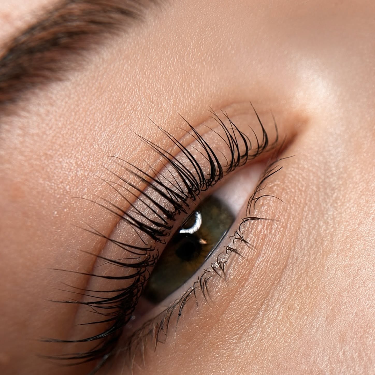 Wimpers na een lash lift